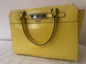 Damen Tasche von GUESS, gelb- "Raffie" - Bild 1 von 12