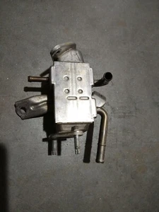 ENFRIADOR DE VÁLVULAS TOYOTA EGR ASSY USADO DE FÁBRICA 25680-21010 PRIUS C - Imagen 1 de 1
