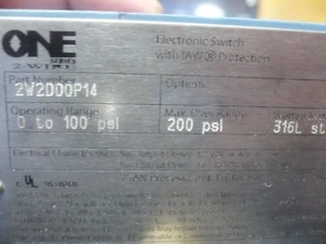 New United Electric 2W2D00P14 Discrete Input Pressure Switch READ DESCRIPTION - Picture 1 of 2