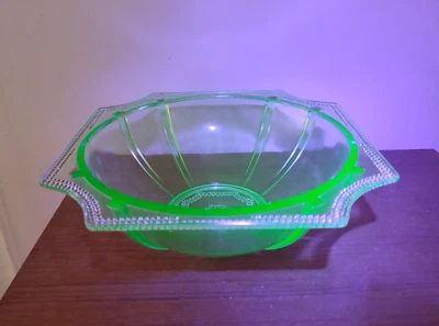 Plat saladier en OURALINE coupe à fruits ancienne - Photo 1/4