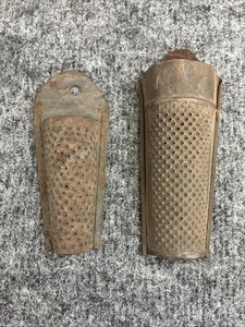 2 Vintage Metal Nutmeg Grater Grinder Primitive Farmhouse kitchenware - Picture 1 of 6
