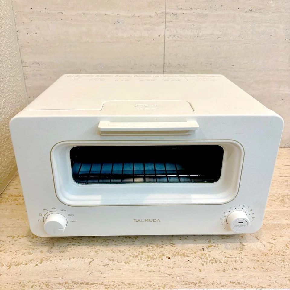 BALMUDA The Toaster color crema K05A-BG Foto 1 de 4