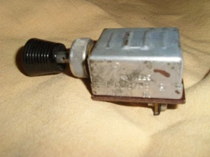 Interruptor Bosch SH/RZ1/1 ́6V interruptor de tracción ventilador de calefacción Ford Taunus 12M 15M 17M - Imagen 1 de 7