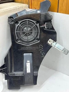 06-13 SUBWOOFER BOSE GENUINO OEM AUDI A3 8P4035382C - Imagen 1 de 2