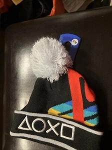 BNWT PLAYSTATION BOBBLE HAT SIZE S/M - Kids - Picture 1 of 3