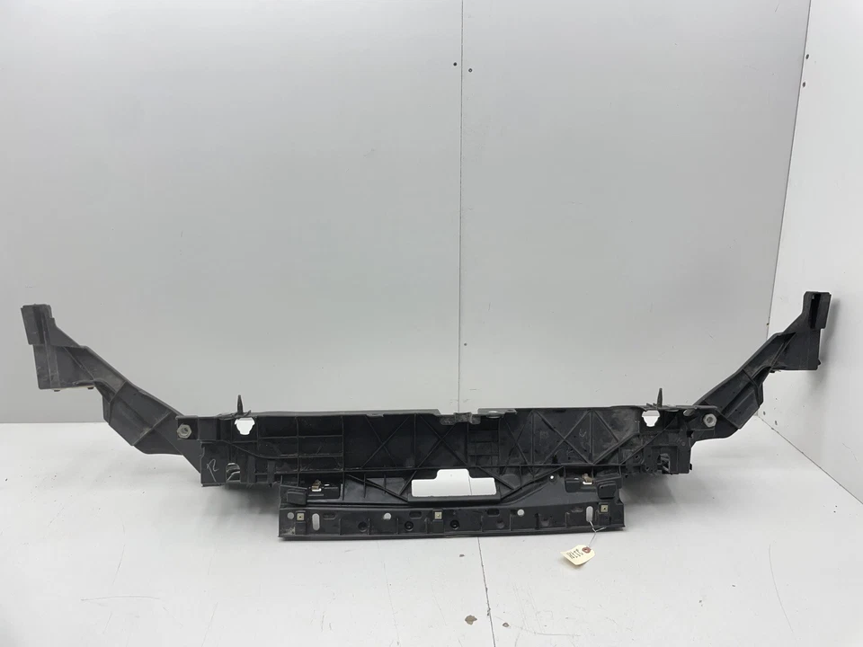 Ford Fusion 2013-2016 soporte de panel de radiador superior delantero DS7316E166A OEM Foto 1 de 4
