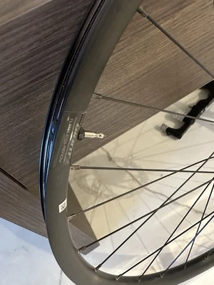 Giant SX2 Alloy Tubeless Disc Wheelset - Image 1 of 4
