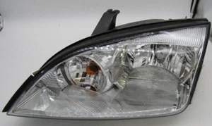 2000 2001 2002 2003 2004 Ford Focus Right Passenger Side Taillight - Bild 1 von 3