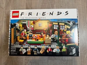 LEGO Ideas 21319: Central Perk - Picture 1 of 6