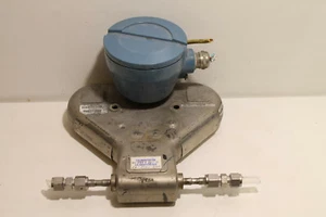 Micro Motion CMF010M324NQ FZEZZZ Mass flow meter Ex - Picture 1 of 4