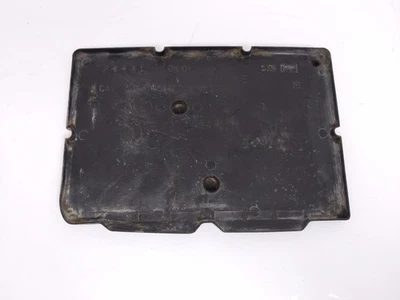 Базовый лоток аккумулятора 1998-2020 Toyota Sienna 74431-08011 7443108011 - Изображение 1 из 4