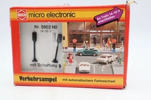 Busch H0 5902 Verkehrsampel Ampel mit Schaltung zwei Stück in OVP - Bild 1 von 1