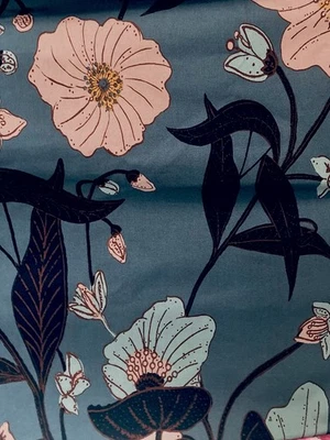 NUEVO ~ Cortina de Ducha Floral Amapola Niebla Azul West Elm 72x74 Algodón * Imperfecto/En muy buena condición Foto 1 de 4