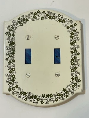 De colección. GE Pyrex Crazy Daisy Spring Blossom 1974 interruptor de luz cubierta de placa (nuevo) Foto 1 de 4
