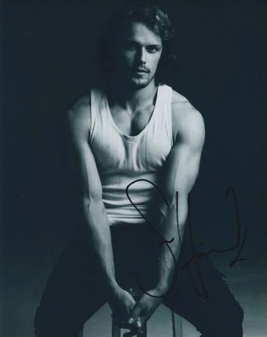 Sam Heughan signed 8x10 photo in-person Cover