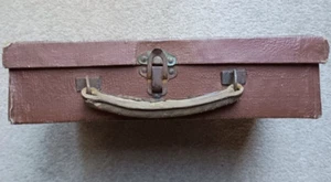 Kleiner brauner Vintage Lederkoffer Einzelriegel gebraucht - Bild 1 von 9