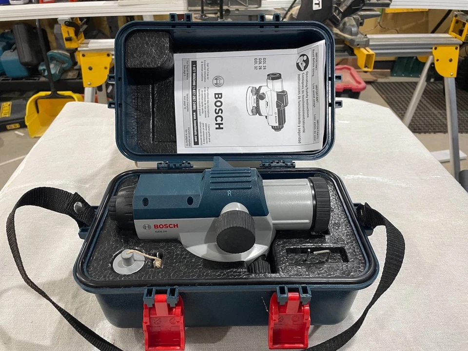 NEW / OPEN BOX: Bosch GOL26 Automatic Optical Level - Image 1 of 4