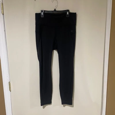 Leggings femininas Athleta perfuradas pretas M nova sem etiquetas - Imagem 1 de 4