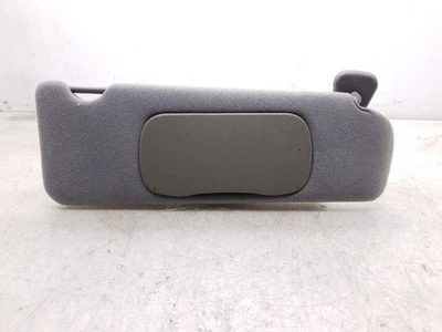 Parasol para pasajeros iluminado a través de 5/02 se adapta a 99-02 AVALON 74310-AC181-B0 Foto 1 de 4