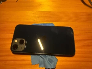 Coque arrière iPhone 13 noire avec petites pièces Apple origine OEM grade A B - Photo 1 sur 10