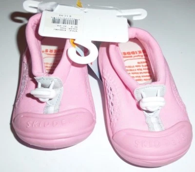 Sz 6 SKIDDERS SUN GRIPS GRIPPER FLEXIBLE DURABLE KIDS TODDLER WATER SHOES - Image 1 of 3