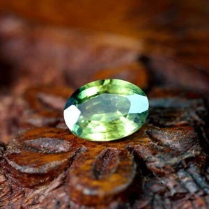 Certified Natural Bicolor Sapphire 1.46cts SI Clarity Madagascar Oval 7.7x5.7 mm - Picture 1 of 4