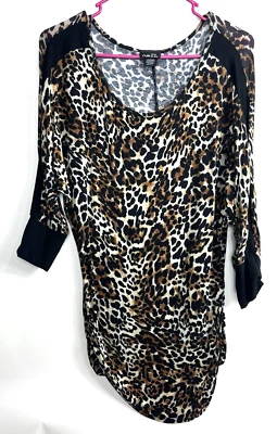 Blusa para mujer Rue 21 negra marrón beige estampado de leopardo cuello redondo manga 3/4 talla M Foto 1 de 4