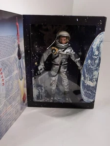 Muñeca astronauta Hasbro Inc Gi Joe Classic Mercury 1997 de Kenner sellada - Imagen 1 de 5