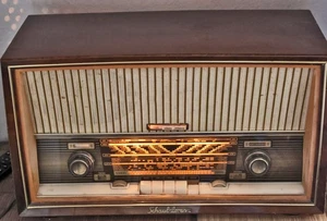 Schaub Lorenz Röhrenradio Savoy 10 - Bild 1 von 5