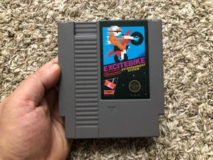 EXCITEBIKE (Nintendo NES, 1987) nur Cartridge getestet & funktionsfähig - 3 Schrauben - Bild 1 von 6