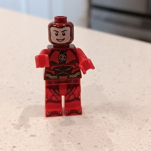 Lego DC Super Heroes Minifigura The Flash - Impresión detallada 76086, sin casco - Imagen 1 de 7