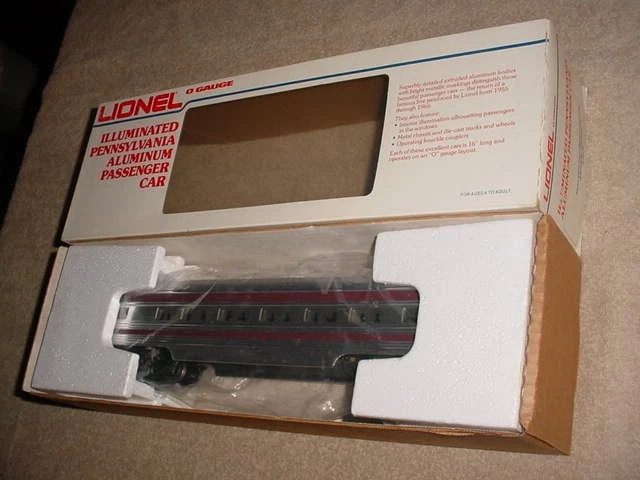 Lionel 6-9571 Pennsylvania Aluminum William Penn Passenger Car