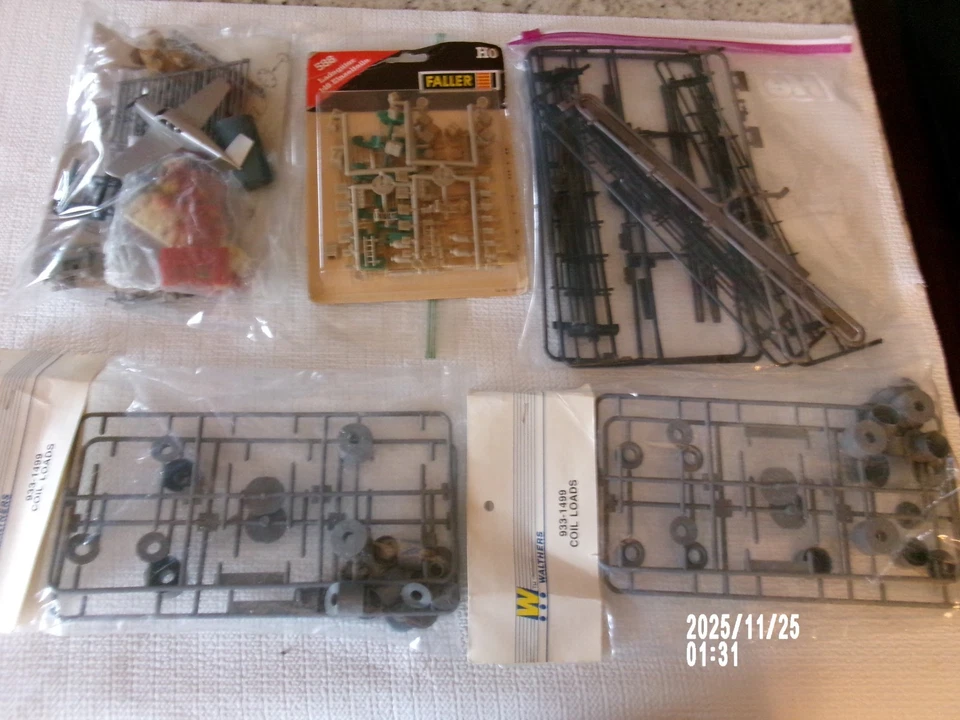 Walthers HO Flatcar Steel Coil Scenary Load Kit 933-1499 Pkg of 12 I13