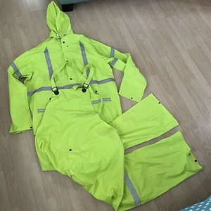 Reflective Neon Rain Jacket with Detachable Hood and Pants Set Size Large - Picture 1 of 10