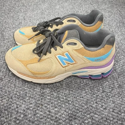 New Balance 2002R Shoes Mens Size 5.5 Tan Blue Purple Suede Running M2002RWA - Image 1 of 4