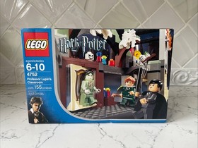 Lego Harry Potter 4752 Professor Lupin&rsquo;s Classroom, Prisoner of Azkaban NIB