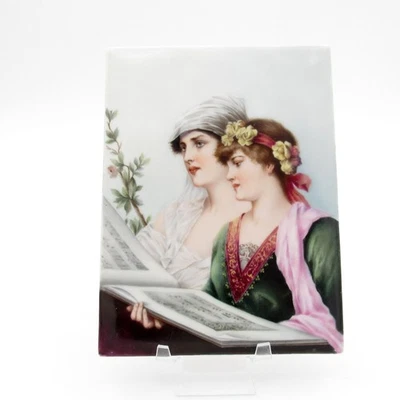 Antikes handgemaltes Fliesengemälde, zwei Damen mit Notenbuch - Bild 1 von 4