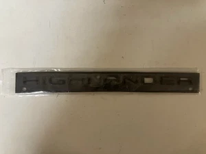 Gloss Black Rear HIGHLANDER Letter Emblem Badge Fit 2020-2023 Toyota Highlander - Picture 1 of 3