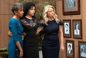 Foto 8x10 Hospital General 10725-7 Kristina Wagner Vernee Watson - Imagen 1 de 1