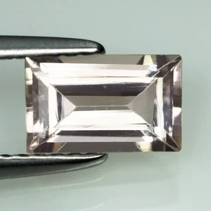 1.01 ct Lovely Octagon(7.85 x 4.93 mm)(Un-Heated)Peach Pink Morganite Gemstone - Picture 1 of 3