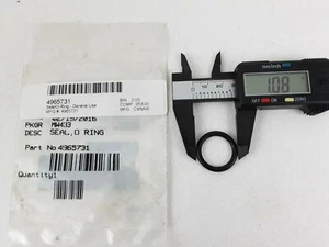 CUMMINS 4965731 - O Ring Seal Fast Free Shipping - Picture 1 of 3