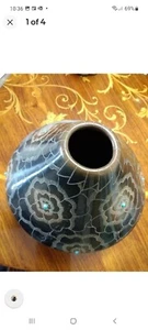 Julia Gutierrez geätzte Blumenvase, Set türkisfarbene Steine - Bild 1 von 3