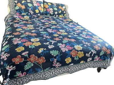 Edredón Vera Bradley azul marino/floral tamaño king y 2 fundas tamaño king Foto 1 de 4