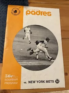 1970 San Diego Padres Official Souvenir Program - Scored vs. Mets Vintage - Picture 1 of 3
