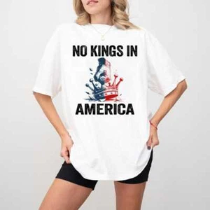 No Kings In America - Anti-Trump Protest T-Shirt, Political, Democracy Supporter Shirt - Bild 1 von 6