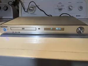 Samsung DVD-HD841 DVD Player with Remote Silver - Picture 1 of 7