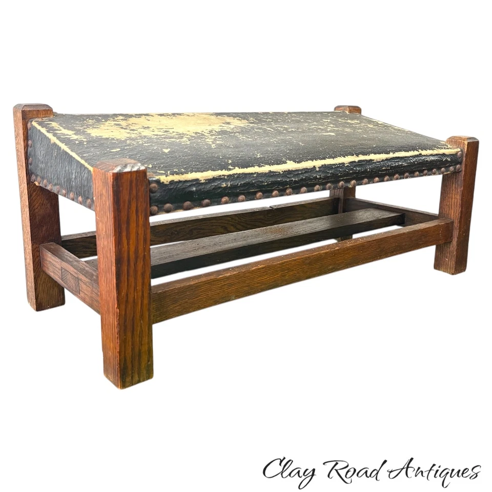 Taburete de pie antiguo Mission artes y manualidades banco inclinado 1910 roble tigre y cuero Foto 1 de 4