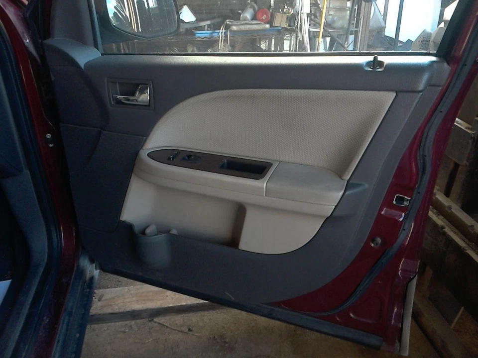 08 09 FORD TAURUS X Front Door Trim Panel Right Rh - Image 1 of 1