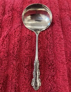 Oneida 4 Cube Stainless Flatware SHELLEY 6 5/8' GRAVY LADLE - NICE! - Picture 1 of 5