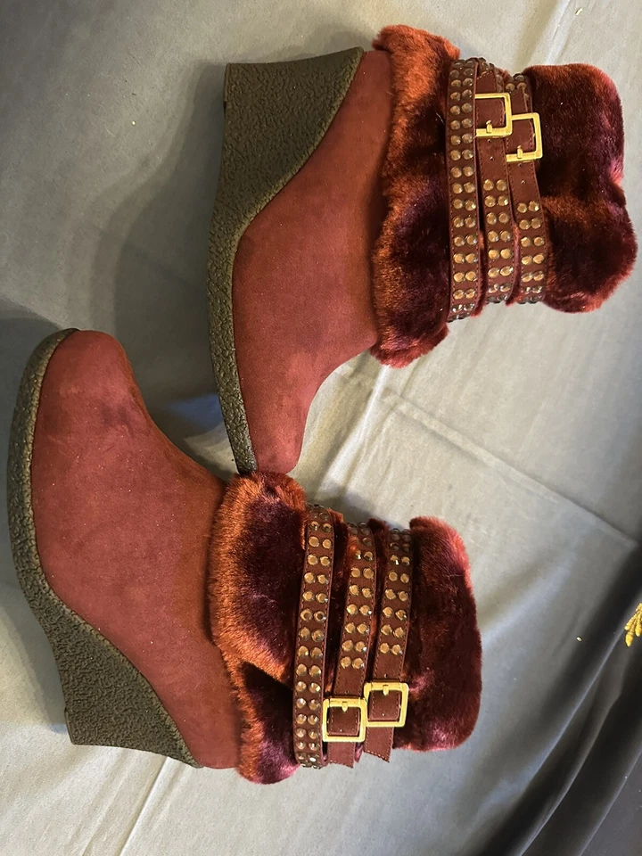 Joan Boyce Burgundy Faux Fur Sneaker Boots. Size 7.5 Fur Lining Never Worn Red - Image 1 of 4